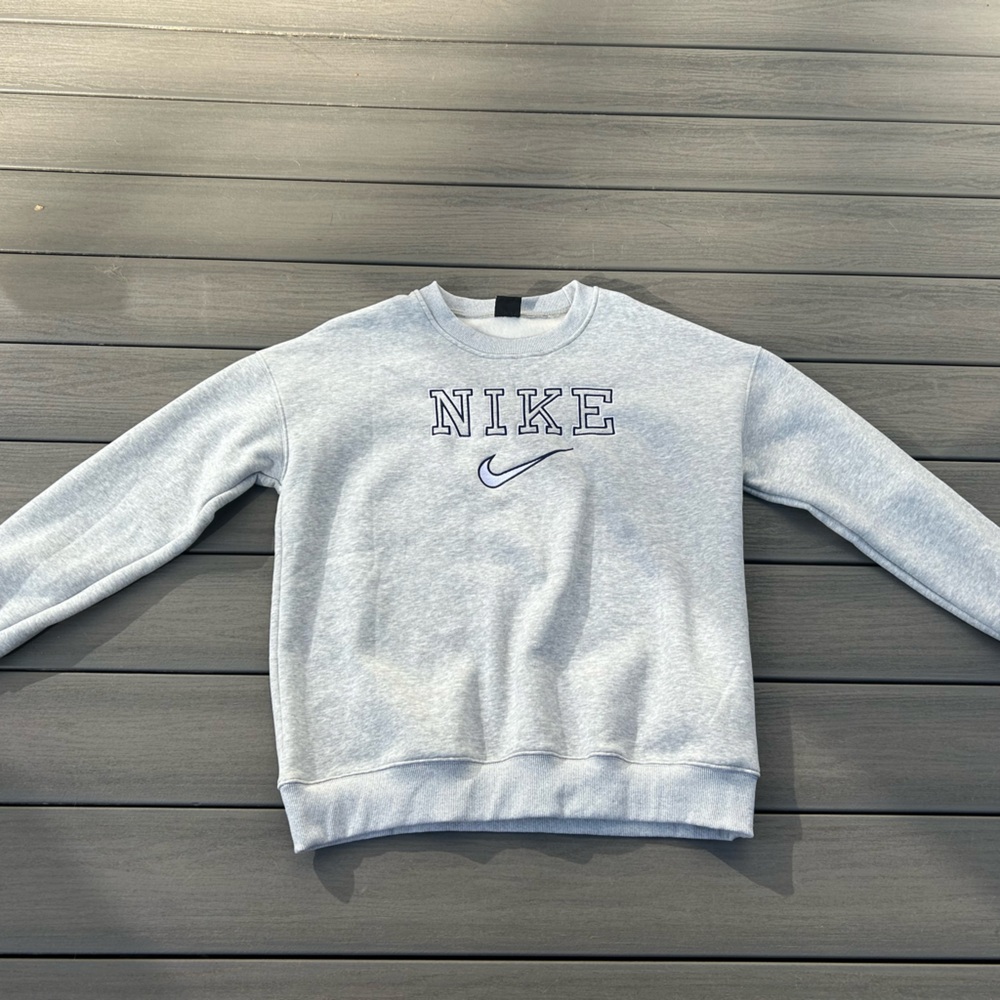 Nike vintage spellout crewneck
